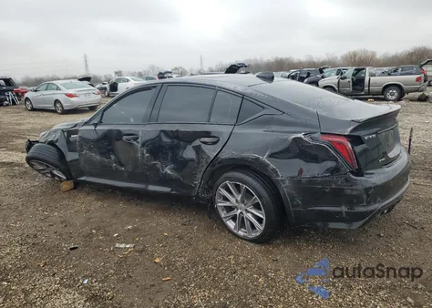 2022 Cadillac Ct5-V z USA, uszkodzony, nr VIN 1G6DV5RW9N0129260